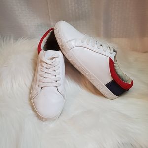 Nautica lace up Sneakers 8.5